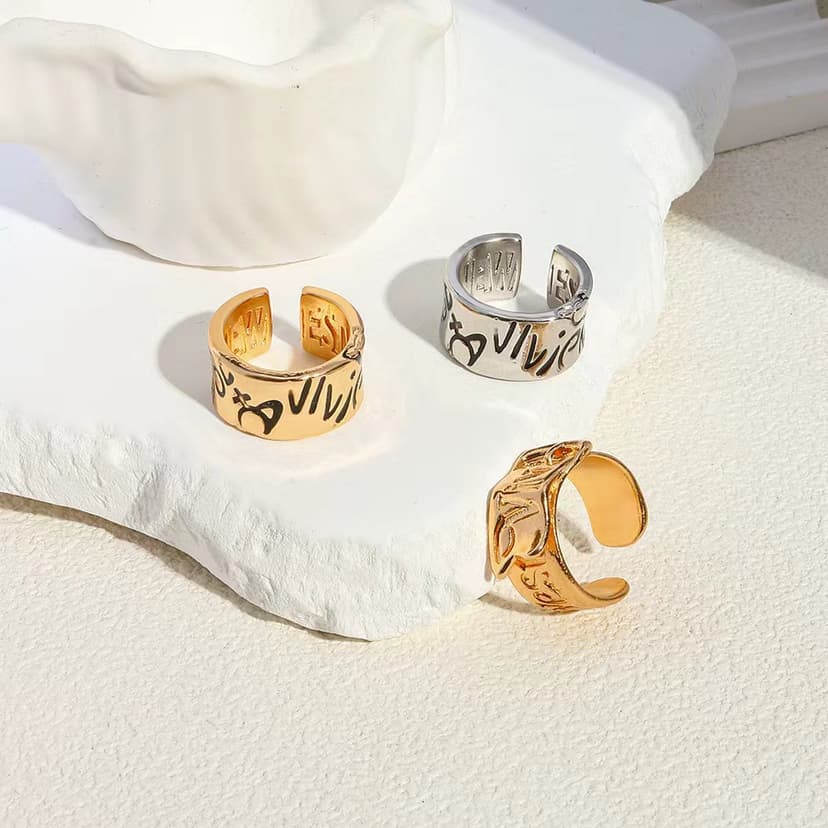 Punk Cool Style Old Saturn Medieval Ring Vivian Fashion Black Love Planet Ring for Women