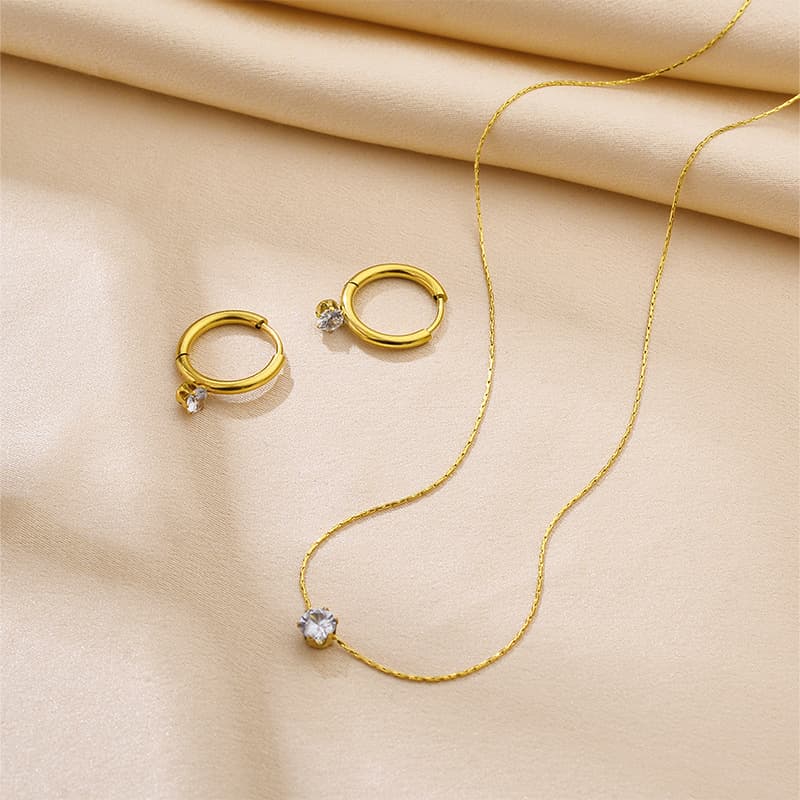 Ins Simple Single Diamond Necklace Six-Claw Zircon French Niche Design Elegant Versatile High-End Clavicle Chain for Women