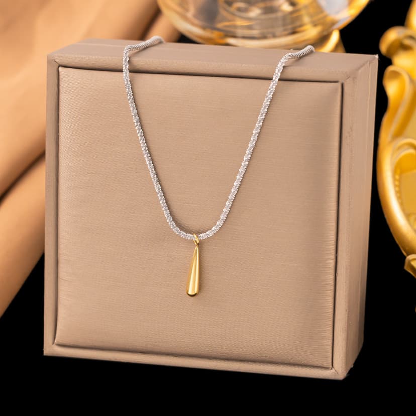 New Non-Fading Minimalist Long Water Drop Geometric Versatile Gold and Silver Contrasting Edelweiss Chain Light Luxury Niche Titanium Steel Necklace