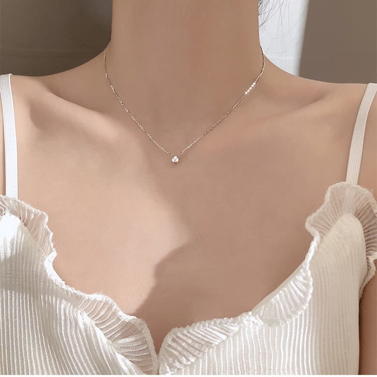 S925 Silver Plated Flash Diamond Necklace Simple Internet Celebrity Design Sense Niche Elegant Women's Trendy Clavicle Chain Ins Light Luxury Style