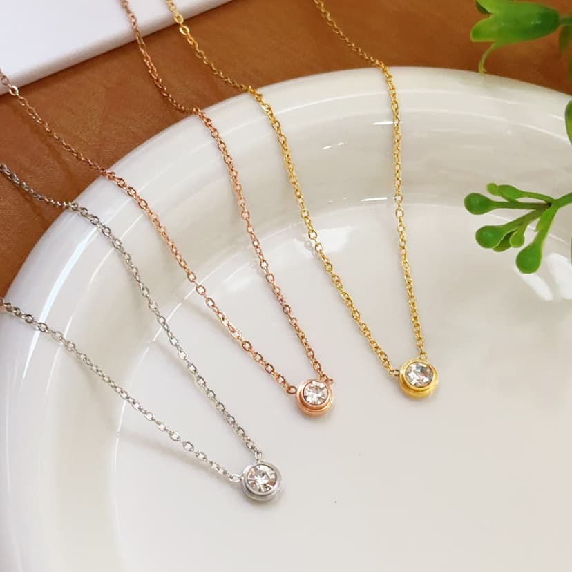 Mini Single Diamond Titanium Steel Necklace Women's TikTok Explosions Popular Jewelry Pendant Accessories Clavicle Chain Necklace 18K