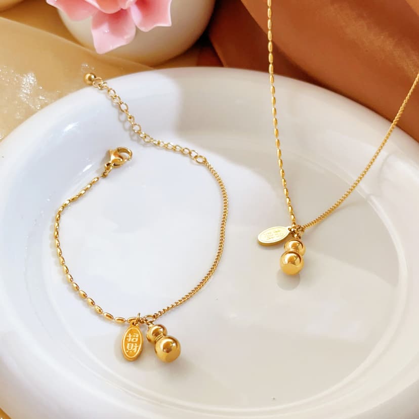 Lucky gourd anklet women's new 18K gold plated high-end sexy fashion niche non-fading rich jewelry