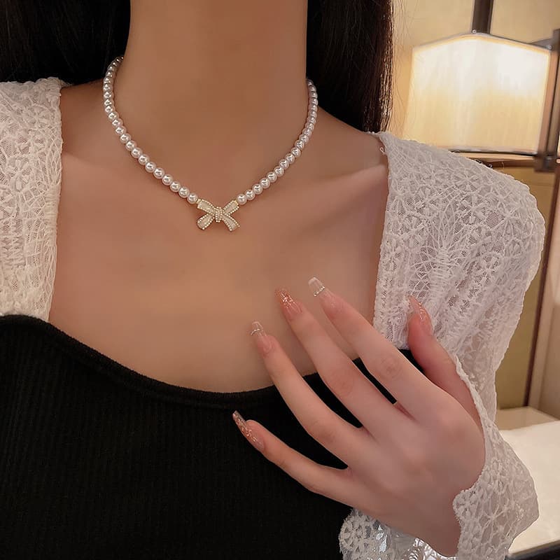 Cross-Border French Style Bow Pearl Necklace Women's Light Luxury High-End Niche Clavicle Chain New Jewelry Wholesale