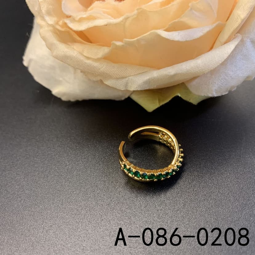Niche simple hollow retro style ring advanced light luxury personality copper gold plated inlaid zircon women's ring