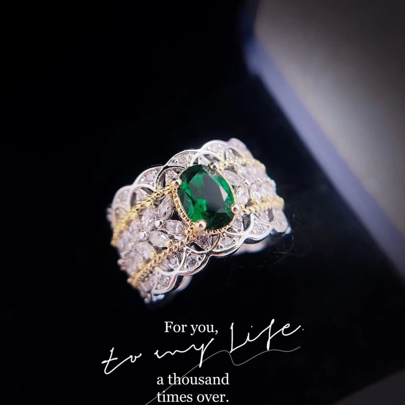 Italian Vintage Palace Style Hollow Pattern Double Color Gold Jewelry Lace Imitation Emerald Pigeon Egg Ring