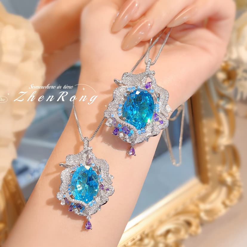 Light Luxury Elegant Shining Niche Exquisite Sea Blue Diamond Pendant with Diamond Large Kratopa Blue Santa Maria Necklace Women