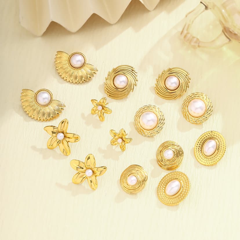 Cross-border new stainless steel exquisite love pearl earrings European and American niche metal wind starfish fan-shaped high-grade earrings