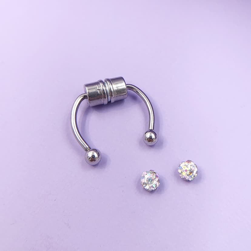 Amazon new stainless steel magnetic nose ring unisex double false nose ring horseshoe nose decoration E8020