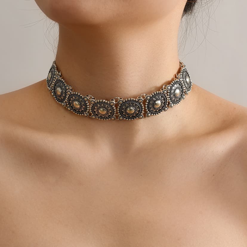 Aliexpress Popular European and American Design Necklaces, Fashionable Big-Name Alloy Necklaces, New Women's Retro Chokers Wholesale
