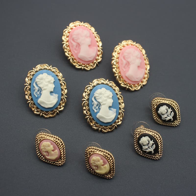 Export Single Retro vintage Middle Exaggerated Style Cameo Court Baroque Western Antique Earrings Earrings