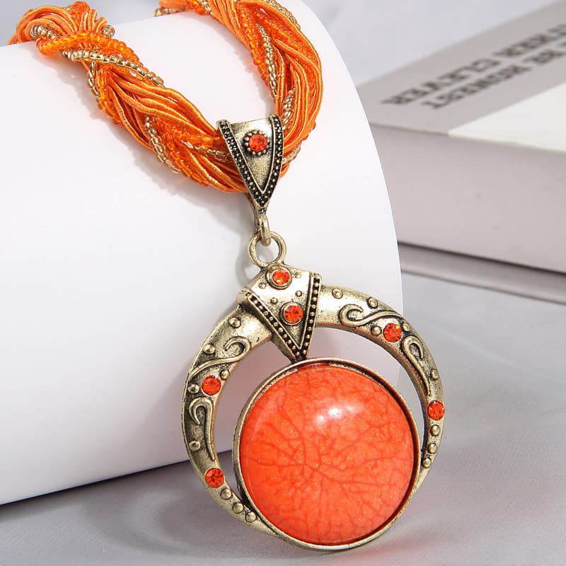 1 Piece of Fashionable Bohemian Ethnic Style Round Dream Pendant Simple Thin Rice Beads Elegant Women's Necklace