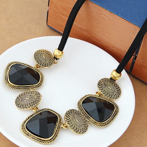 European and American Fashion Gold Simple Geometric Accessories Exaggerated Necklace