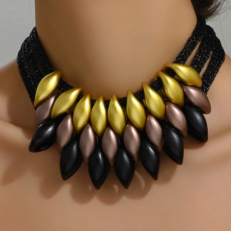 European and American Cross-border Fashion Simple Trend Accessories Collar Temperament Short Women Necklace