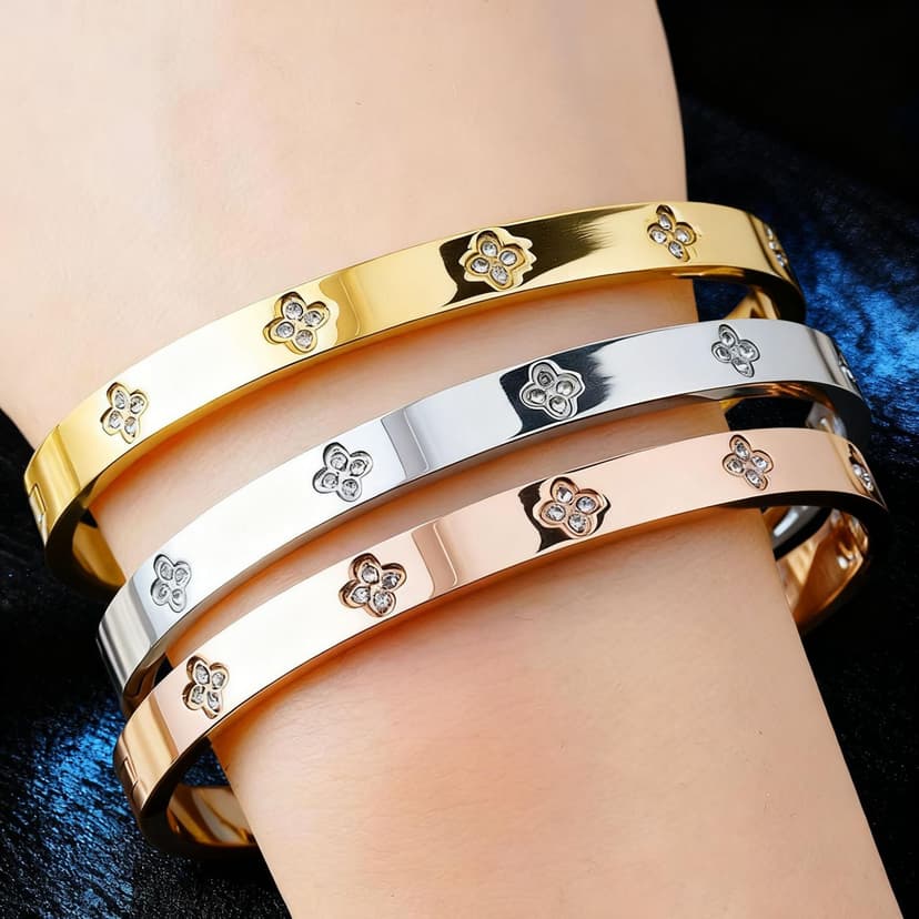 Stainless Steel Bracelet for Girls with Diamond Four-Leaf Clover Titanium Steel Bracelet High-End Design Ins Niche Versatile and Non-Fading