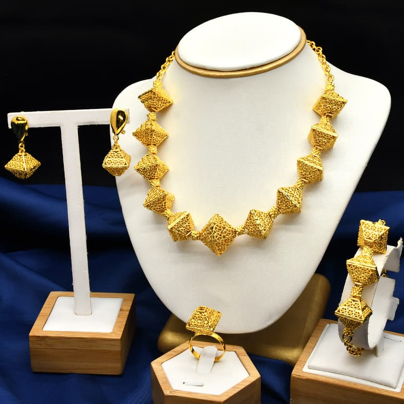 Hot Selling Middle East bridal jewelry necklace suit Dubai bridal 24k gold bracelet ring necklace earrings in stock