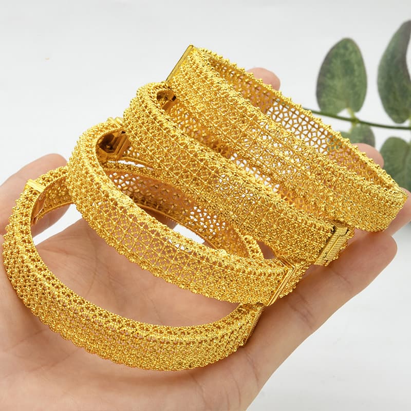 Hot-Selling 24K Gold-Plated Dubai Bridal Bracelet Alloy Nigerian Women's Sand Gold Bracelet Jewelry Bracelet